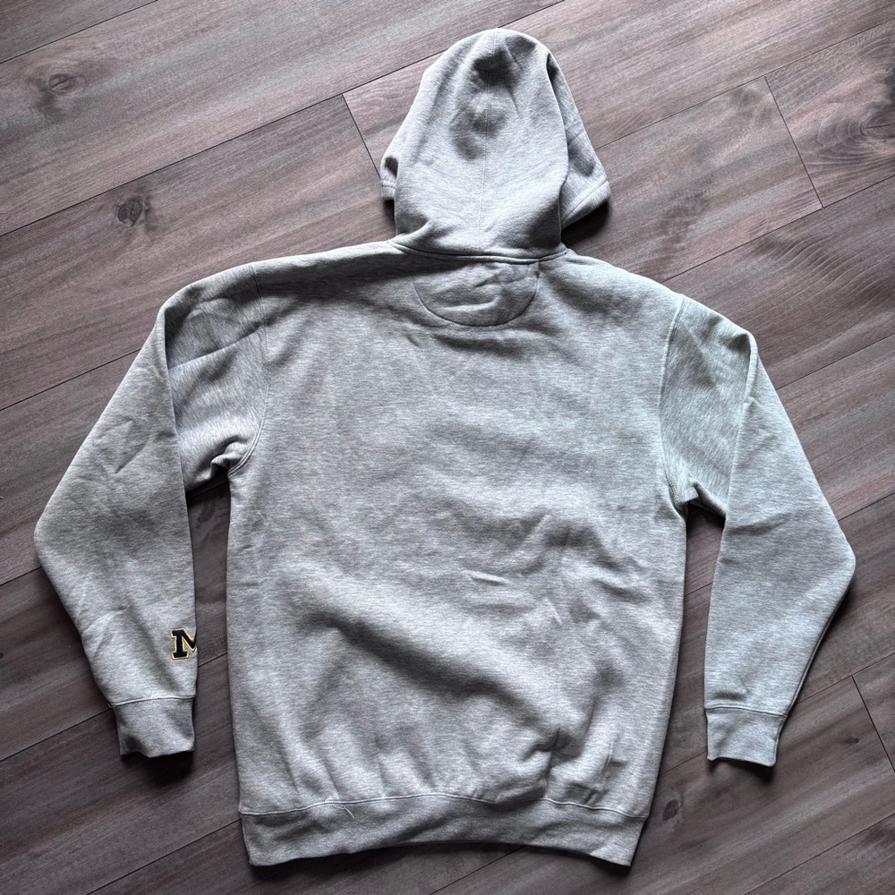 NWT Michigan Wolverines Men’s Hoodie Size Large Grey - Picture 3 of 6